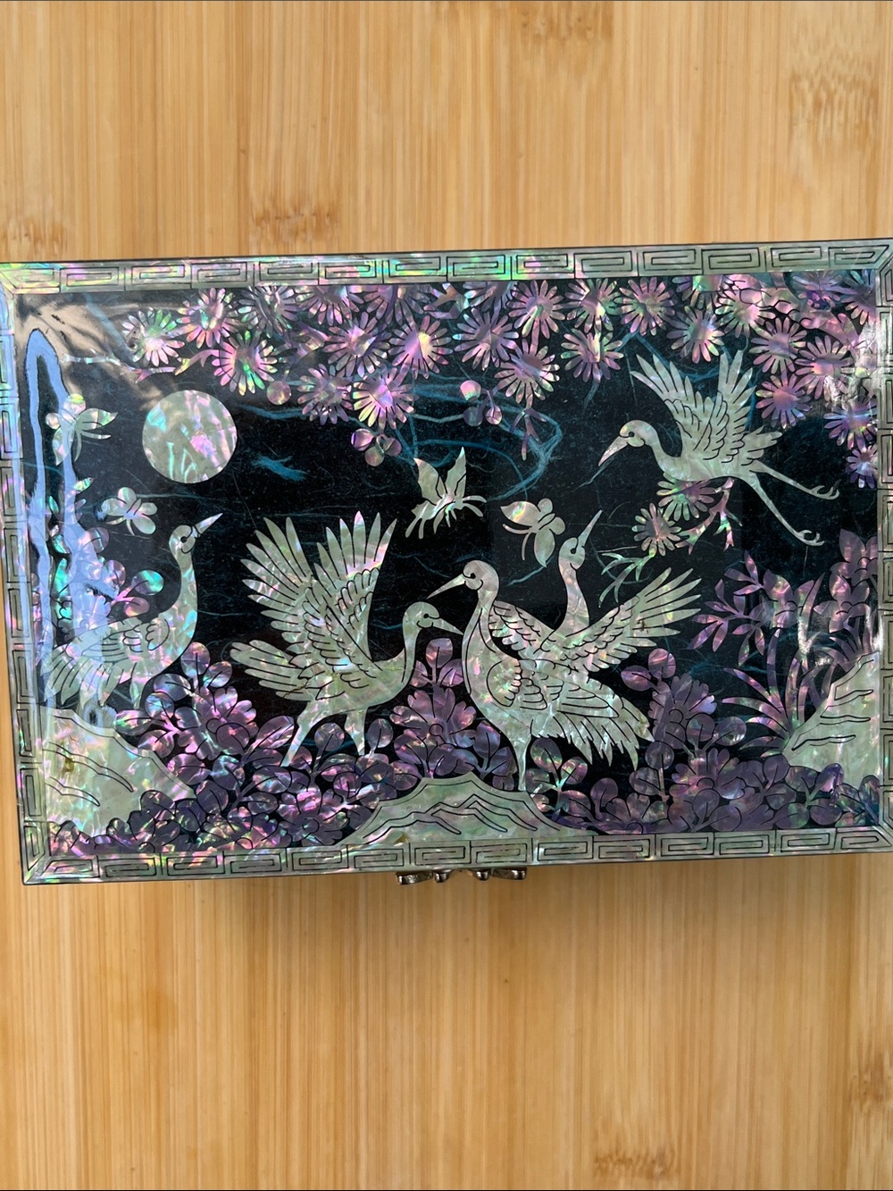 MADDesign Mother of Pearl Made in Korea Jewelry Box
